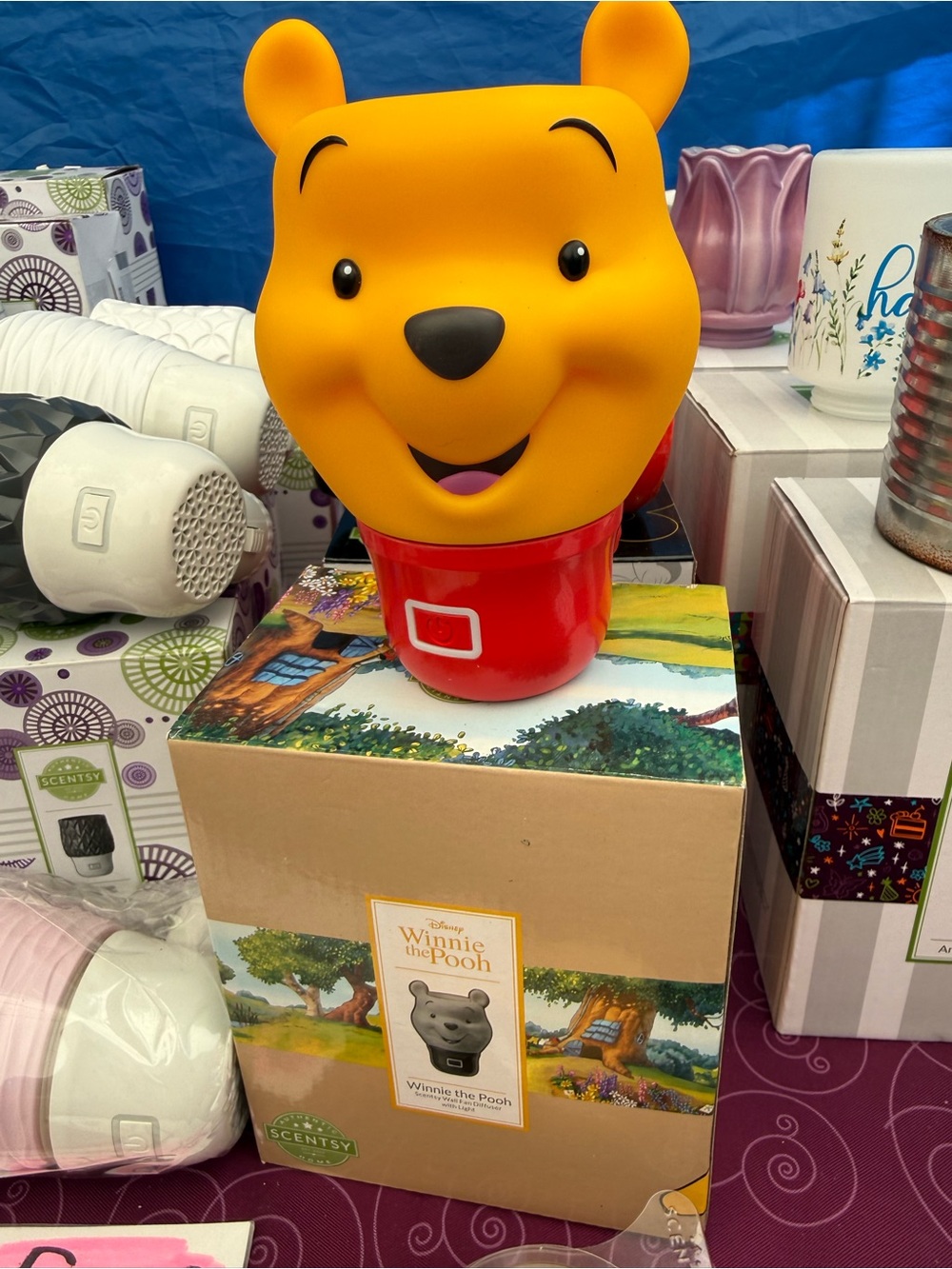 Scentsy Winnie the Pooh Character wall fan diffuser,- NEW